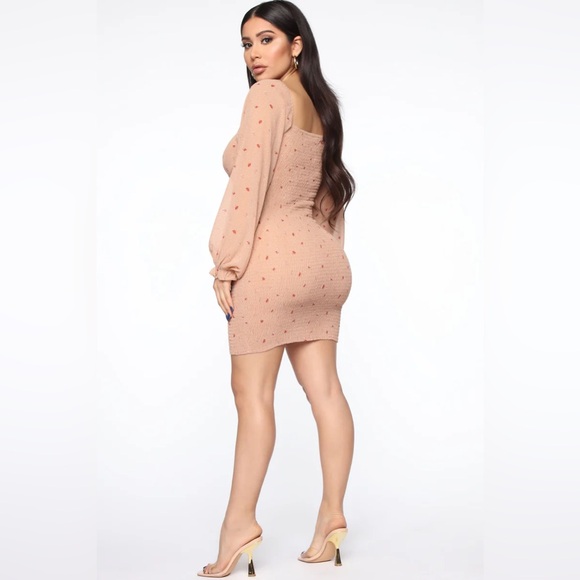 3 Dresses !! PLT + Fashion Nova - Picture 10 of 16